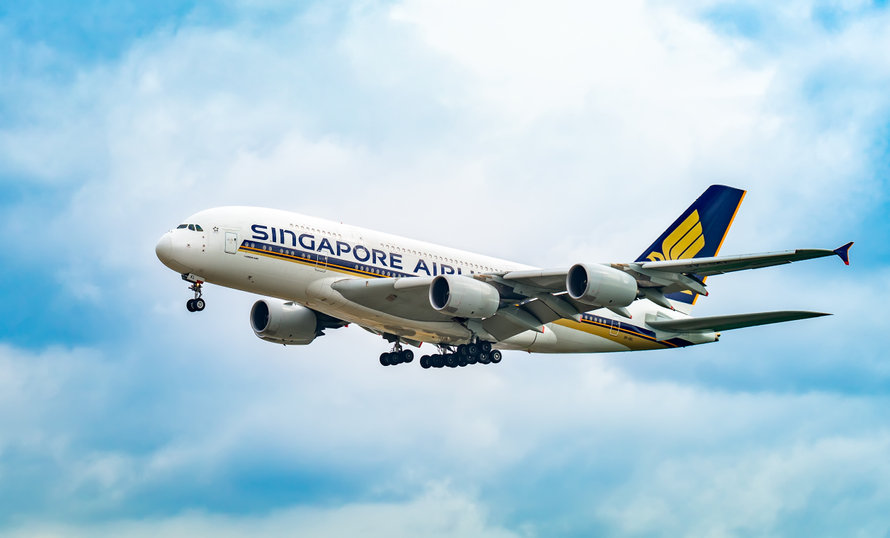 完整接種疫苗的旅客將可搭乘新航和酷航航班入境新加坡免隔離