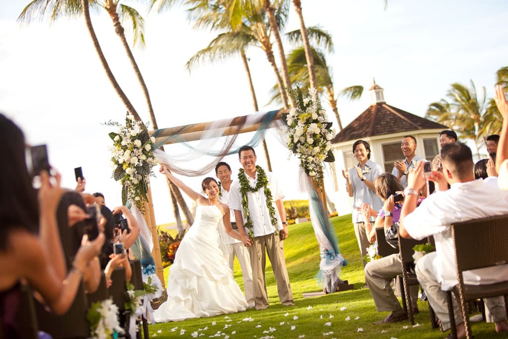 夏威夷大島180度全海景海畔草坪婚禮 圖庫