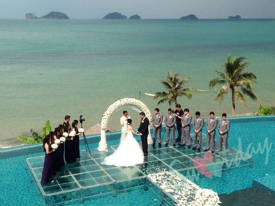 蘇梅島克莉絲汀水晶別墅水上婚禮 圖庫