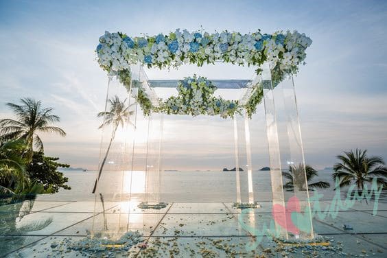 蘇梅島克莉絲汀水晶別墅水上婚禮 圖庫