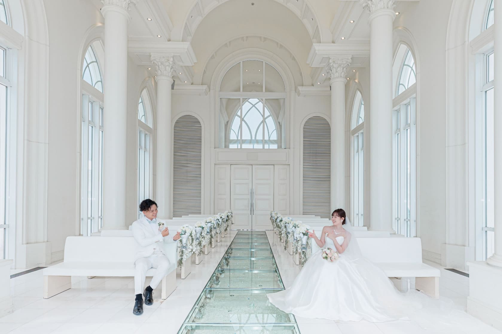 沖繩海之翼克麗絲蒂教堂婚禮 圖庫