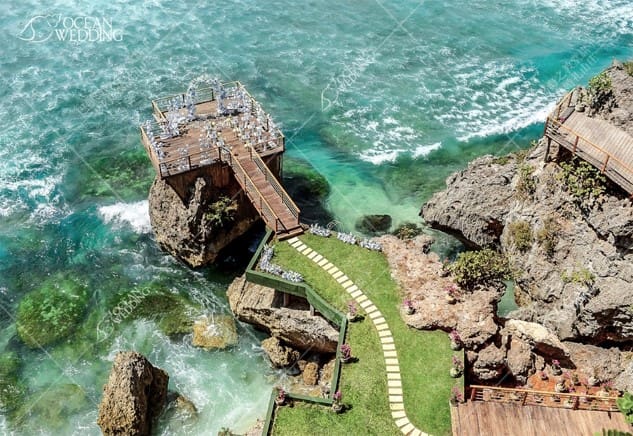 巴里島夢幻島岩石婚禮 圖庫