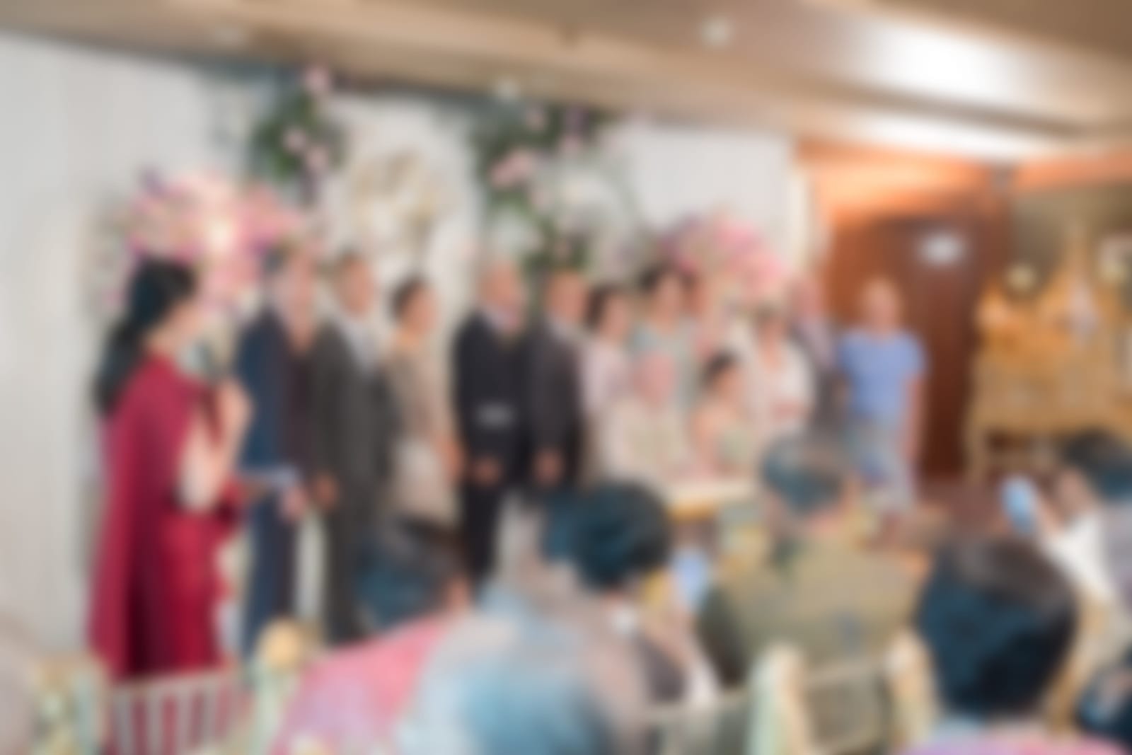 飯店婚宴會場與親友觀禮畫面