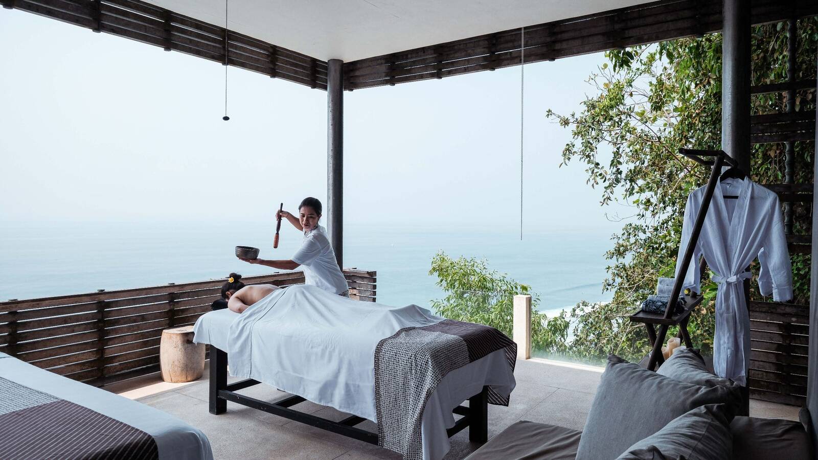 懸崖 Spa Cabana