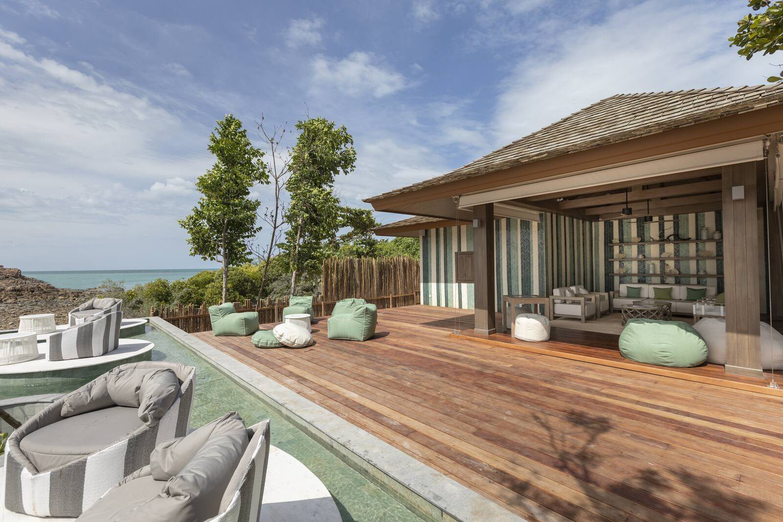 海邊餐桌