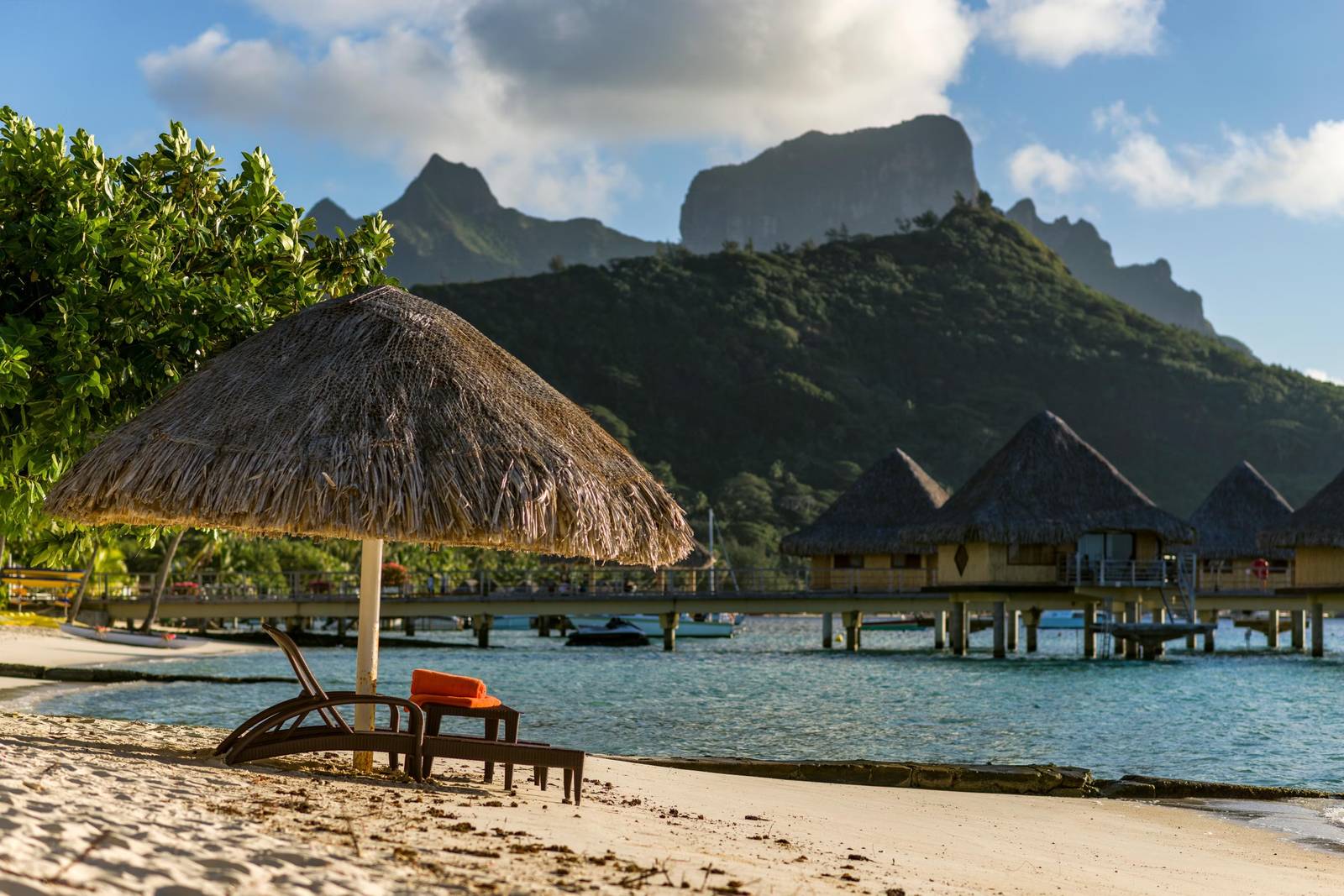 波拉波拉洲際樂摩阿那 InterContinental Bora Bora Le Moana