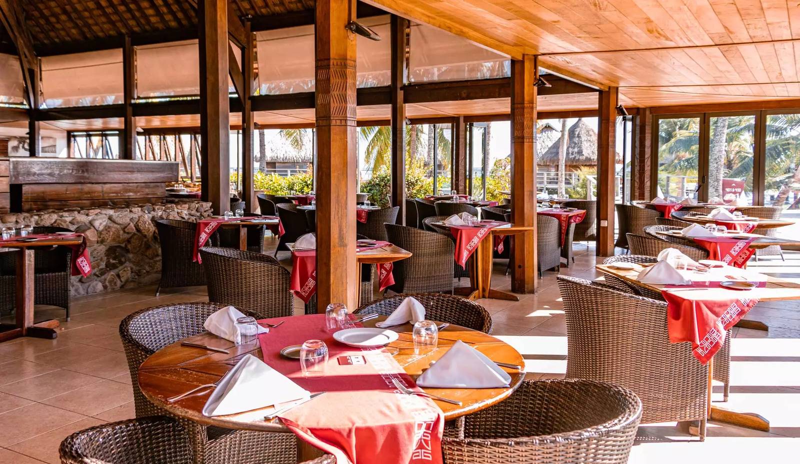 Mahana'i Restaurant