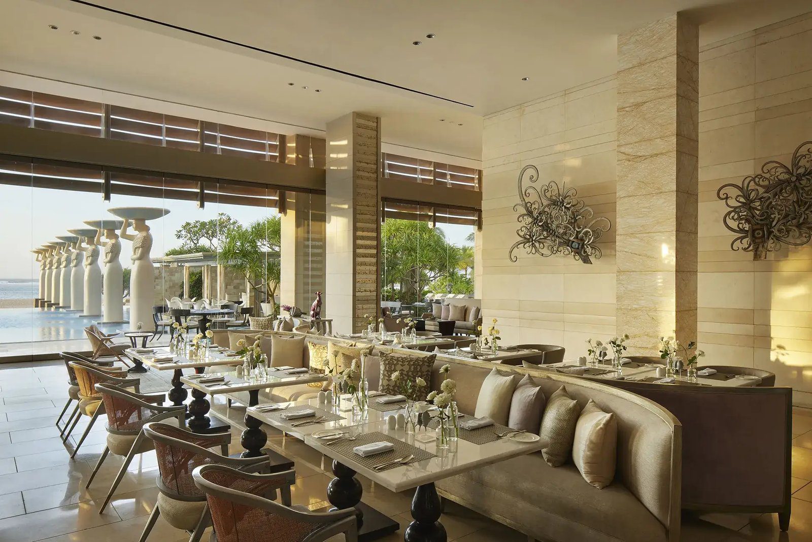 The Lounge