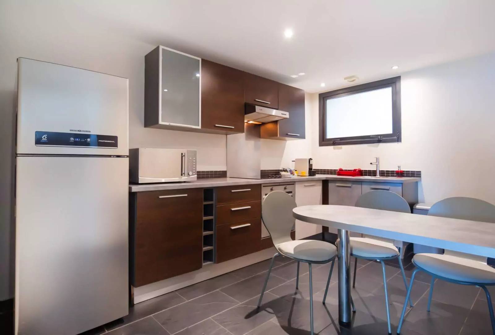 Lagoon Apartment